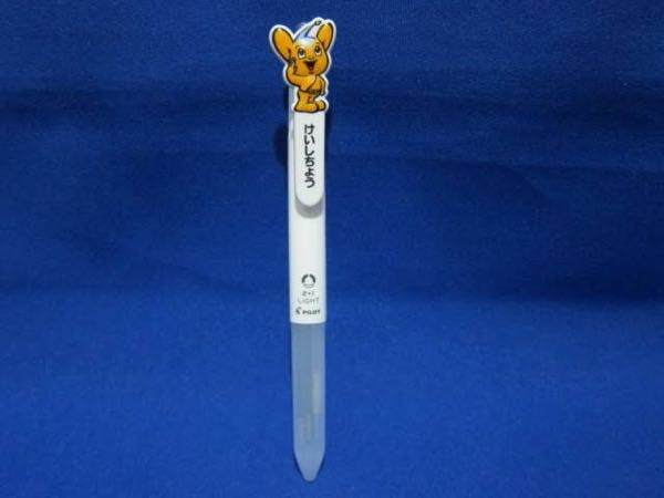 パイロットのボールペンでこれの元になっているペン分かりますか？
