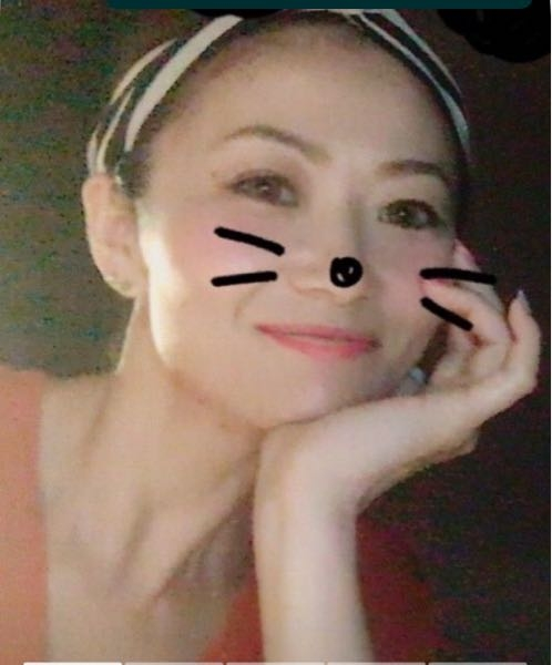 こちらのおねえさま カラコン入ってますか？