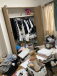 急募この部屋の物全て捨てるのですが16万って高いですか？ - 高いです 