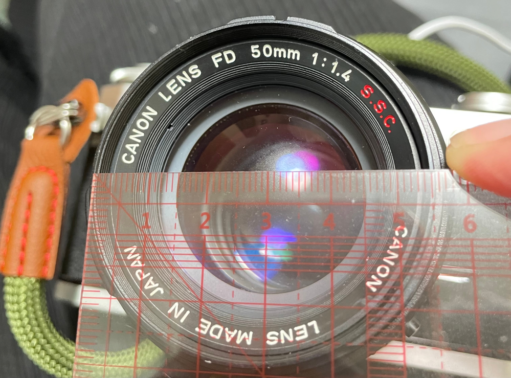 レンズキャップについて教えてください。CanonAE-1にFD50mmf