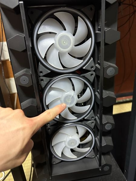 ガレリア CRコラボ ケース・ファン・ファンコントローラー 【動作確認済み】 PCに詳しい方教えてください！！ガレリアのCRコラボを使ってます。（PC