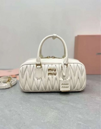 miumiuの偽物を街中で使っていたら､バレますか？ 