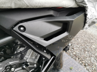 CBR250RRで立ちゴケしてしまい右側のカウルに軽いヒビとネ... - Yahoo 