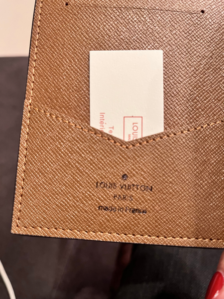 ヴィトンに詳しい方、ご存知の方いらっしゃいましたら教えてください