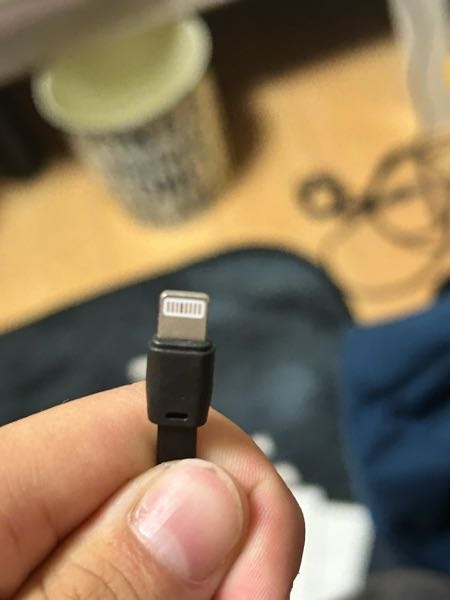 大至急質問です！！iPhoneの充電口が壊れてしまいお店に行っ