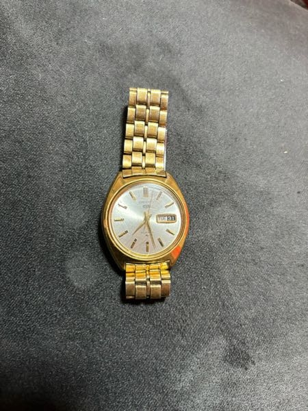 50年以上前のSEIKOの腕時計なのですが値打ちありますか？型番などはど 