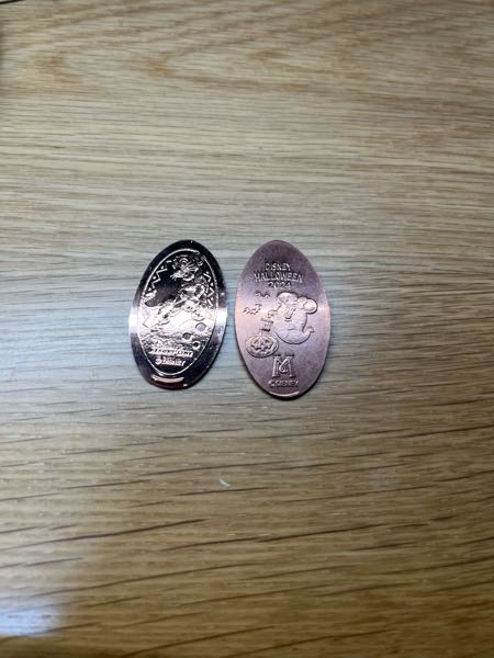 TDRのスーベニアメダルに指紋がついてしまったり変色してしまったり