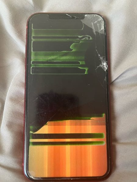 iPhoneが壊れて画面操作が出来ません。でも初期化したいです。強制