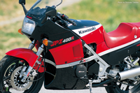 No.184カワサキGPZ400Rこのバイクの評価、思い出があ... - Yahoo!知恵袋