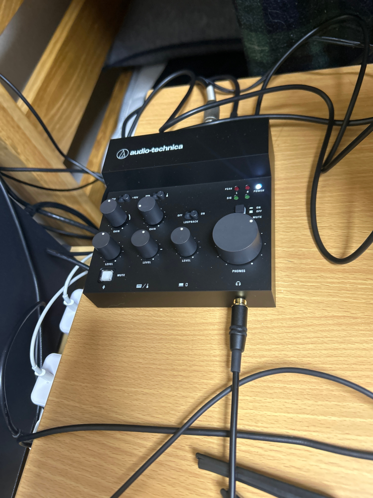 最近、オーディオテクニカのオーディオインターフェースAT-UM
