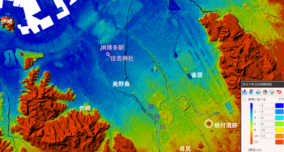 「万葉集」813番と814番の注文には、鎮懐石の説明の他に、 「右事傳言 那珂（なか）<郡> 伊知（いち）郷 蓑嶋（みのしま）人 建部牛麻呂（たけべうしまろ） 是也」とあって、 奈良時代前半の人である牛麻呂が福岡市博多区美野島の人だったことが分かります。 そして、ここが 伊知（いち）郷と呼ばれていたことも分かります。 これって、志賀島の金印の「漢委奴國王」の「委奴（いゎな：王力先秦音＝ǐwəi・na）国」の名残ではないか？と思ってしまいます。 そこで、お伺いします。 美野島の西の南区には「市崎（いちざき）」という地名があります。 貝原益軒先生らが編纂した「筑前國続風土記」には、記載のない地名なので、古い地名ではないかも知れませんが、何方か地名由来の情報をお持ちの方は教えて頂けませんでしょうか？ 参考 〇筑前国那珂郡伊知郷は「和名抄」には記載が有りません。 ○西公園（荒津山）下の伊崎（いさき）の地名は、青柳種信先生は「続風土記拾遺」で、長門国の伊崎（下関市伊崎）の人が移り住んだことを紹介しています。また、伊知郷は南区井尻（いじり）を遺称地としていたようです。