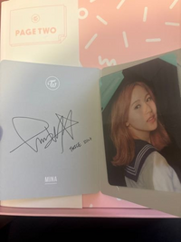 twice 全員分直筆サイン入りアルバム (page two)