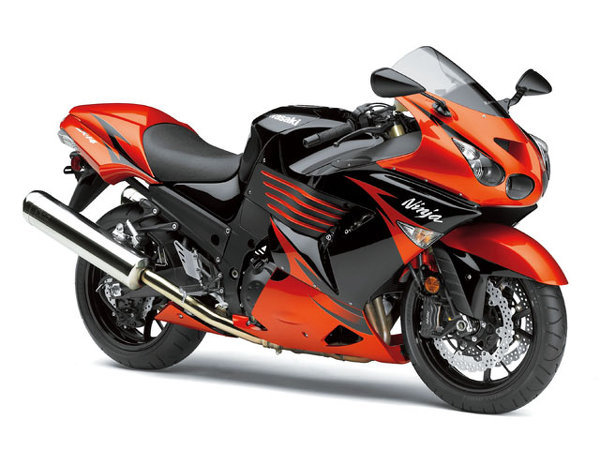なぜホンダとヤマハはZZR1400やハヤブサみたいなメガスポー