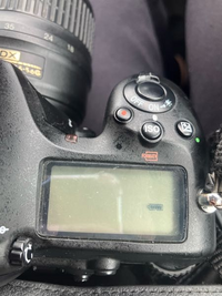 一眼レフのレンズ装着時の不具合についてです。自分は今Nikonの