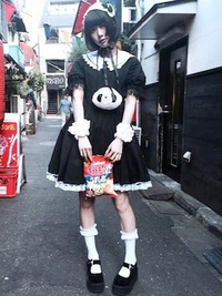 あのちゃんが着てるこのワンピースどこのものかわかる方いますか あのちゃんが着てるこのワンピースどこのものかわかる方いますか