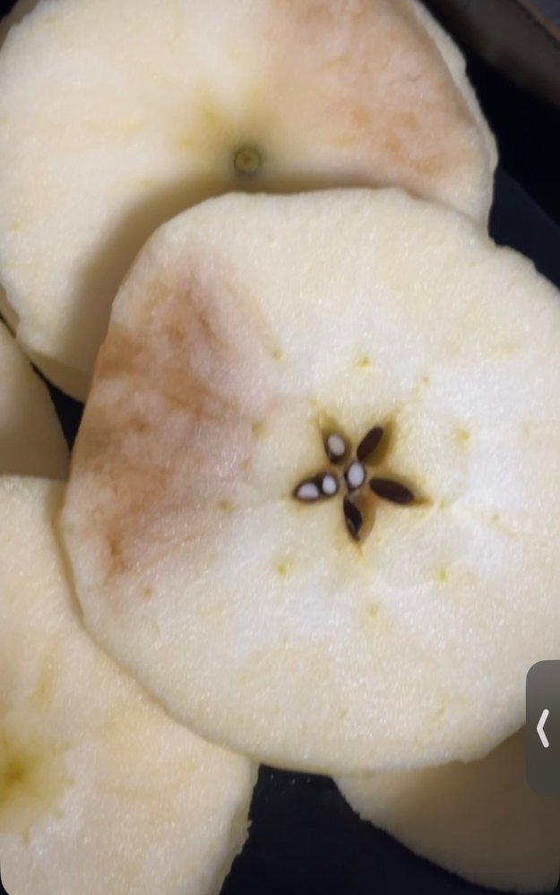 この林檎は腐ってますか？ 食べても大丈夫でしょうか？