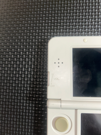 new3dsなんですが音量バー？のパーツが折れました自分で交換する