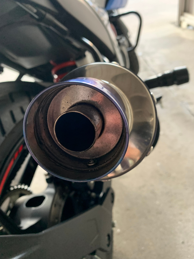 VTR250にゼファーχの様なテールカウルを装着する事について現