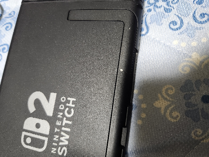 Switch2の裏面が少し剥がれたような感じになってしまいまし - Yahoo