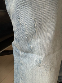 メルカリで目立った傷や汚れなしの商品を購入したところ商品に穴