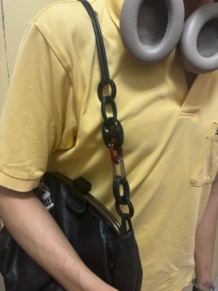 FENDIのラッピーとか、ブランドのタグについてお聞きします