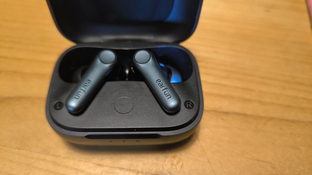 earfunairpro4についてです。先日、右耳のほうを紛失してしまい