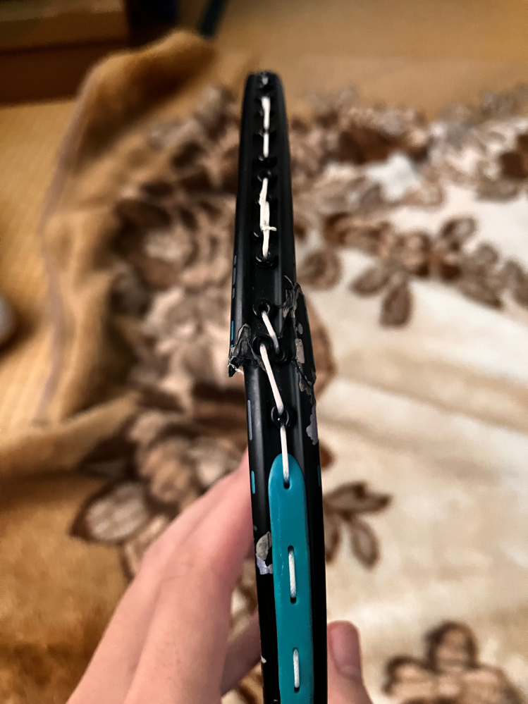 ガットが切れてます hqdefault.jpg