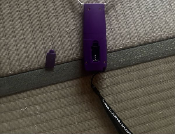 プロセカセカライ3rdリングライトの電池の替え方を教えて下さい