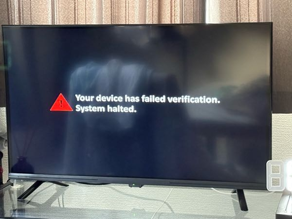 誰か教えてください。テレビが故障しました。半年前にoboniのテレビを 