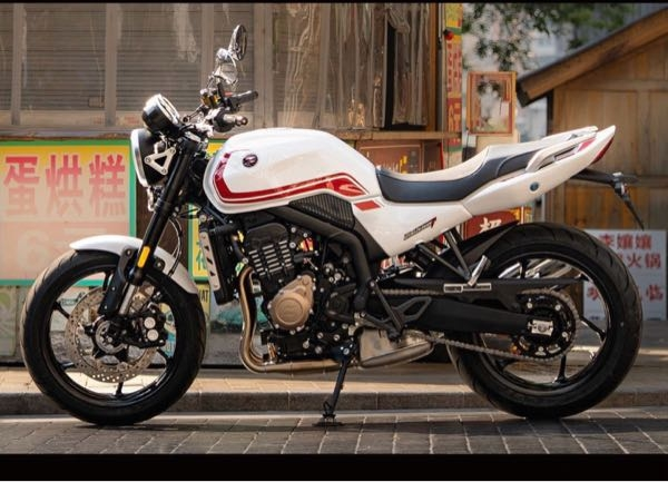 中国で発表されたZXMOTOの500FはホンダのCB400のパ - Yahoo!知恵袋