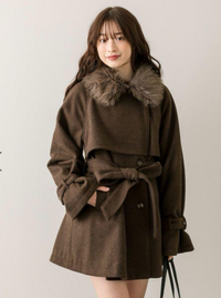 ファーティペットミドル丈コートオリーブデオリーブのコートって