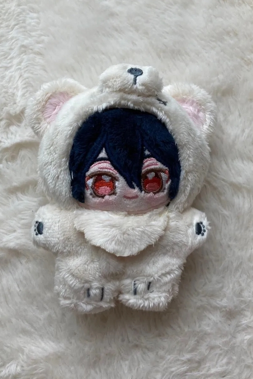 至急です。あんスタのいつぬい朔間零を持っている方について質問です