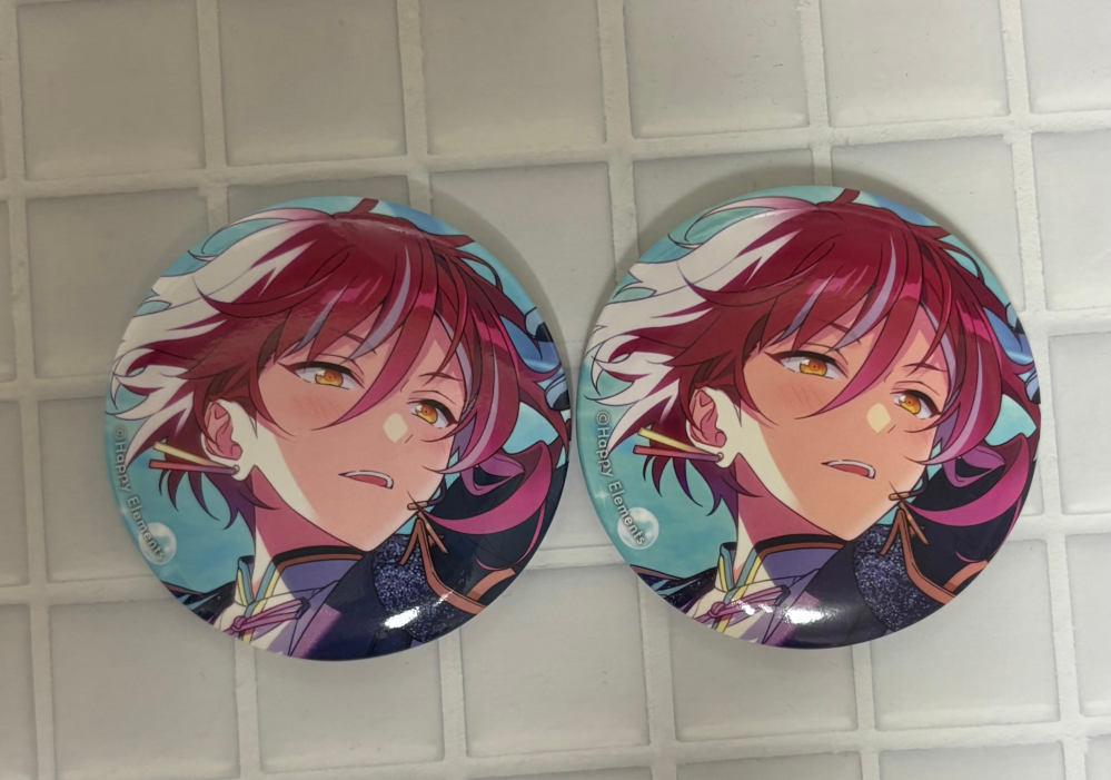 あんスタのイベコレ缶バッジ2022Summer逆先夏目の缶バッジを