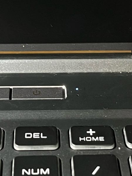 至急お願いします！！！raytrekのパソコンの電源がつかなくなっちゃっ