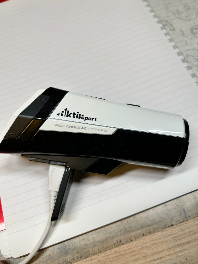 このアクションカムってどのくらいの時間撮影できますか？家にあったんですけど、説明書などはなかったです。 https://www.amazon.co.jp/CX9WP-R/dp/B00LF3A1GO/ref=sr_1_9?crid=2WRUI5TKMNI97&dib=eyJ2IjoiMSJ9.rewKVL9CtxMtSLXX29cXA-MQ82-jIFgQuzjlESrqux8bHUsfSqm8ofn75ftUi6Nbr_XrGpjQUx5H6_mP_xoYaw.aZ4TRQqc0GmB9KjOaDW5uRcMiqUJnF3_4k-2lgSzMWE&dib_tag=se&keywords=コールマン+アクションカム&ni=1&ni_pt=SR&qid=1763814663&sprefix=コールマン%2Caps%2C197&sr=8-9