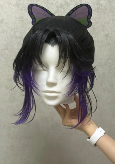 至急です。コスプレウィッグについての質問です。画像のウィッグを