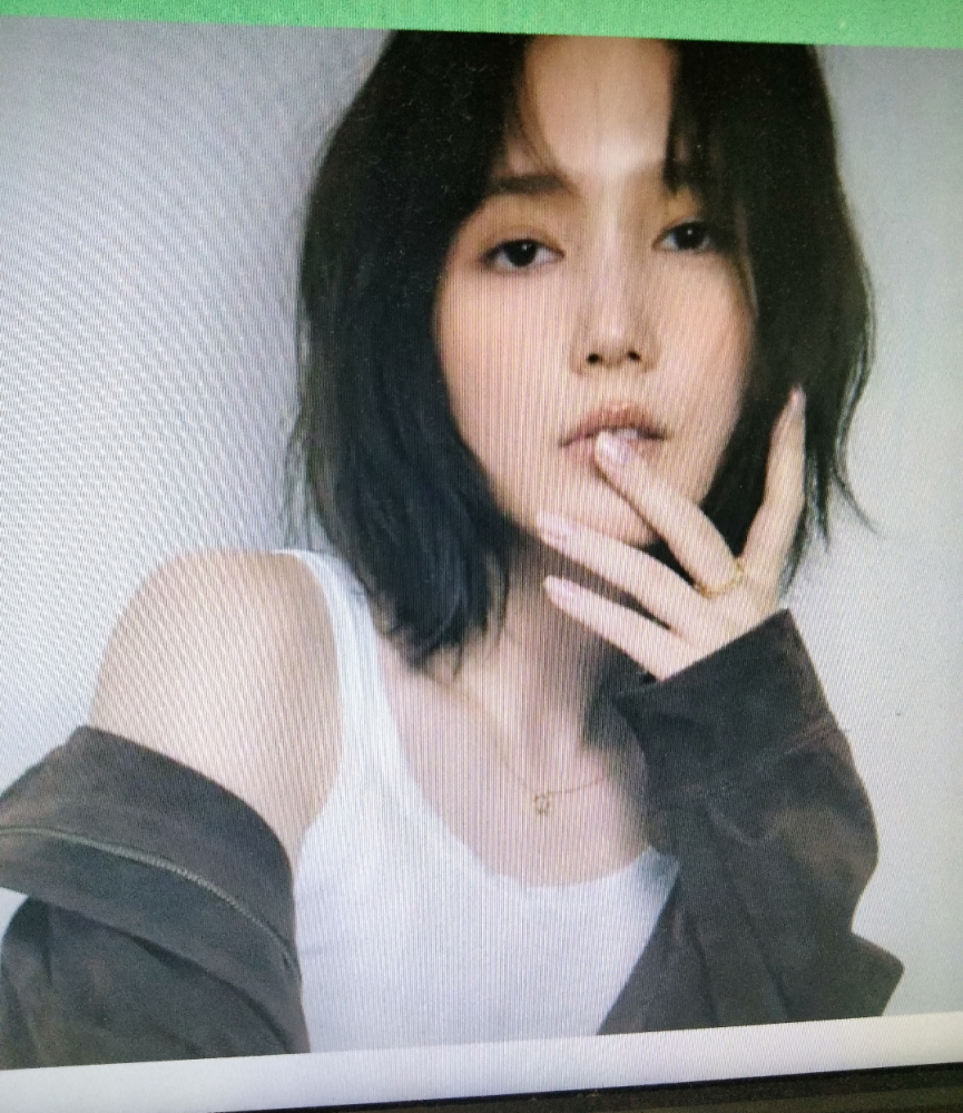 昔30人限定で当たった永野芽郁ちゃんのサイン入りカタログなのです