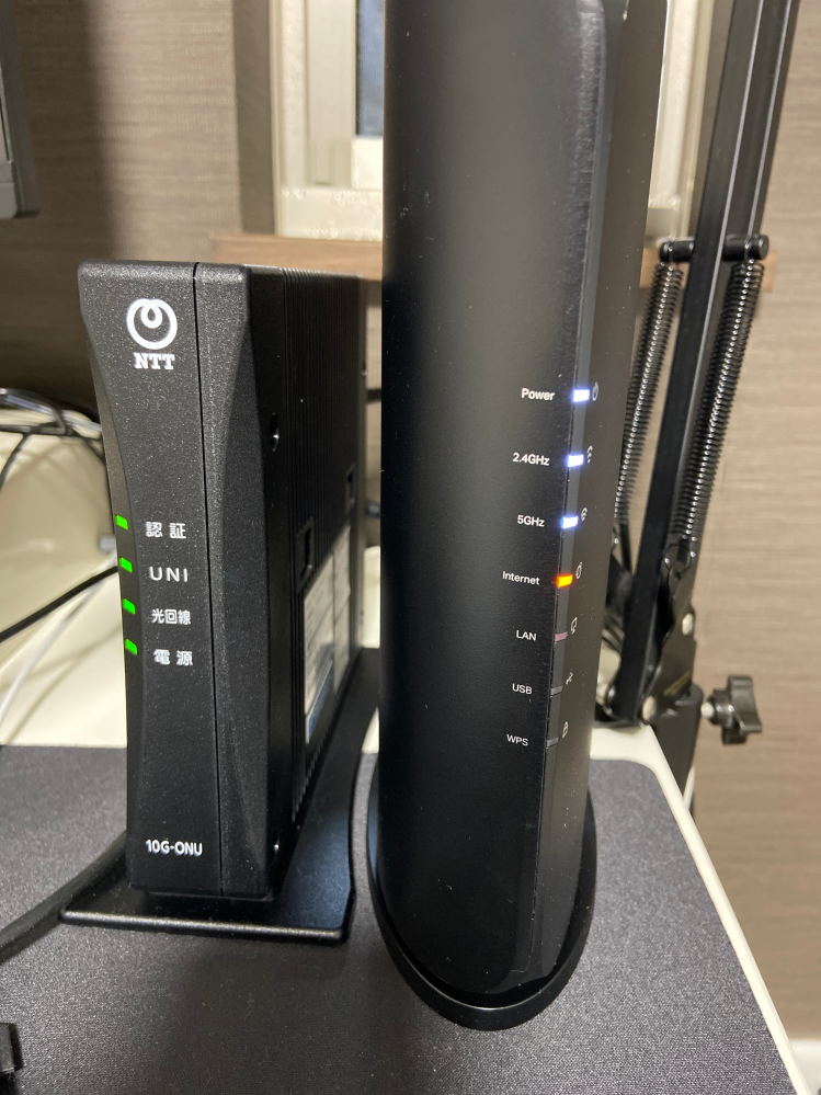 2日ほど前にBIGLOBE光の10ギガコースの工事が終わり回線開通しました。それと同時にルーターも買い替え、TP LinkのArcher BE450にしました。 しかし、開通してからネットに一度も繋がらない状態です。モデムのランプは全て緑、ルーターのインターネットのところだけオレンジに光ってます。 電源オフ（コンセント抜き）や再設定も何度か試しましたが繋がりません。 これはルーター側の問題でしょうか？BIGLOBE側の問題でしょうか？ またルーター設定時の接続タイプ（PPPoEやIPV6）を間違っているのでしょう？ 教えていただきたいです。