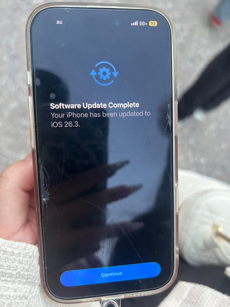 iPhone17を電源落として再起動したら勝手にアップデートされてしまい
