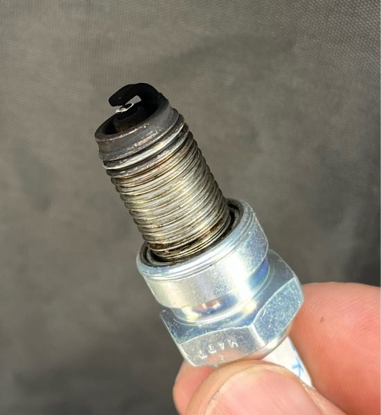 このプラグの焼け具合如何でしょうか？少し濃い目だとは思いますが 