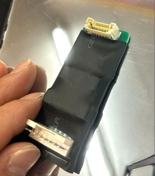 スマスロ実機　北斗の拳　どちらか1台　データ対応 スロット実機に詳しい方こちらの筐体側のデータカウンター対応ユニ