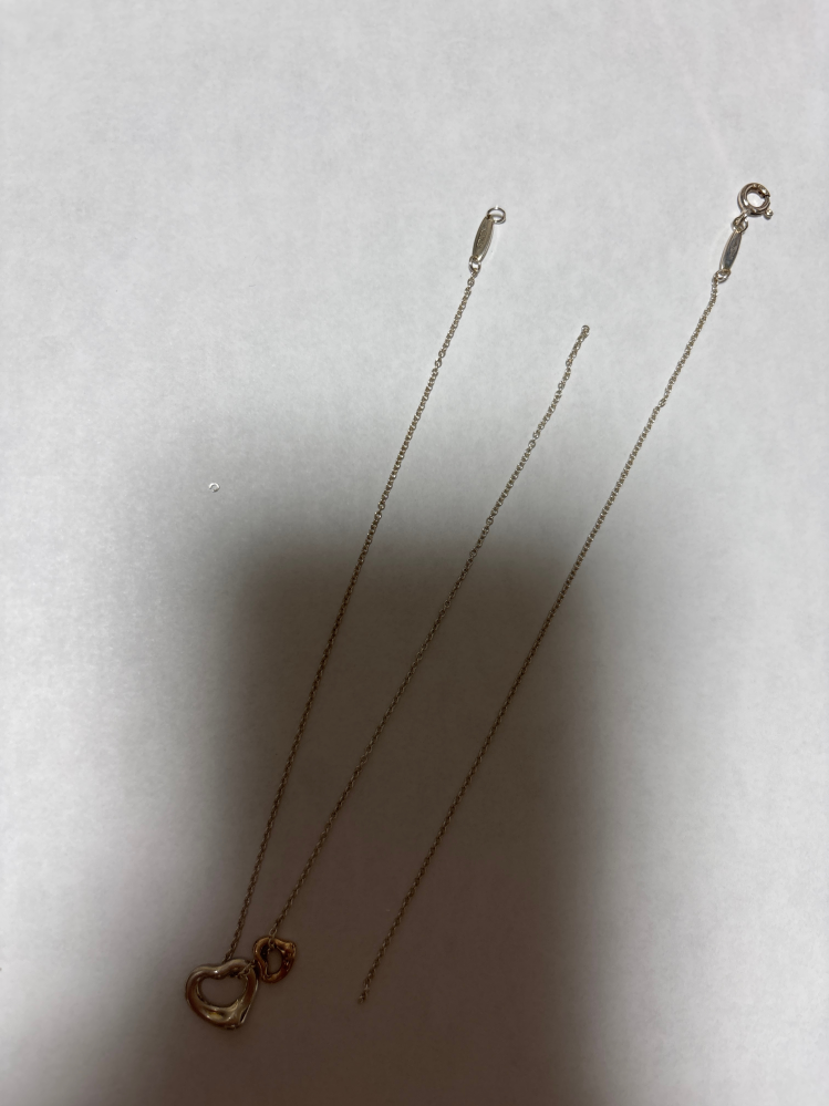大至急>母から貰ったティファニーのネックレスが絡まり爪楊枝で 
