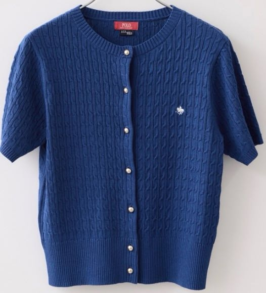 シャーリーテンプルの洋服は普通の洋服のサイズより大きめですか？そ