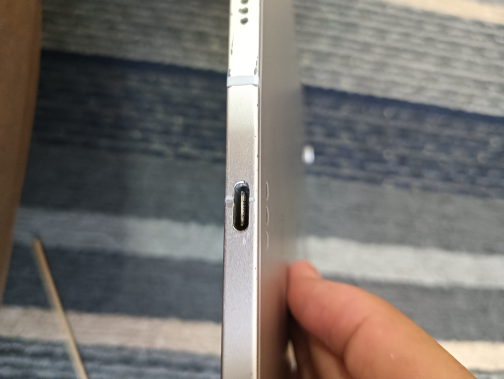 iPadPro11インチ（第1世代）Wi-Fi+Cellula - Yahoo!知恵袋