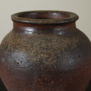 時代のある古い壺　高さ36センチあります。旧家かでてきた品です。 古美骨董】骨董数寄者が愛着を持っている西暦1336年～1573年頃
