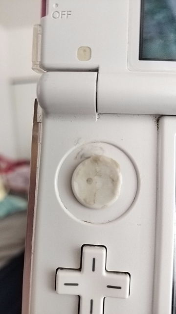 3DSLLのスライドパッドのゴムが取れてしまったのですがもう修 