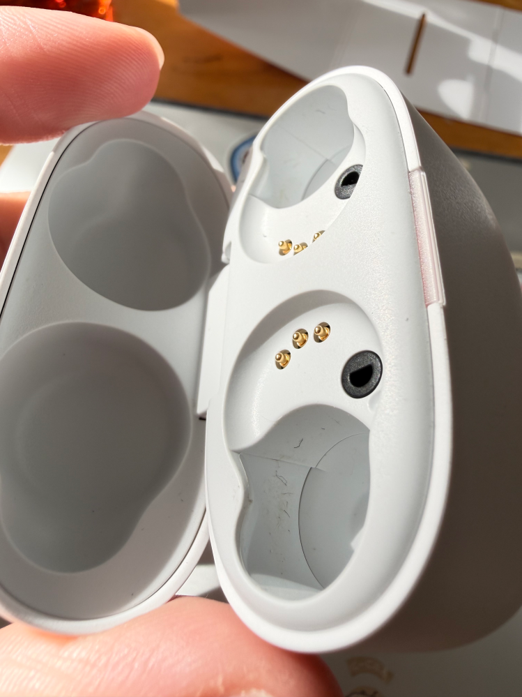 2.3回使用しました。 フリマで開封のみの新品未使用品です。動作確認の後に初期化しています