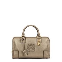 ロエベのバッグアマソナ ロエベのアマソナは和服をに合うと Yahoo 知恵袋