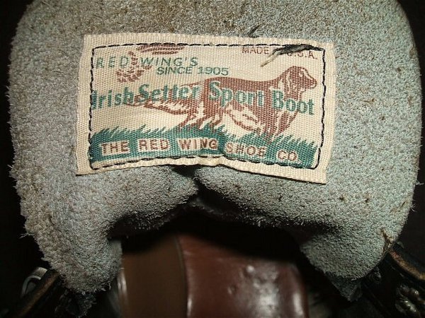 レッドウィング　8165 犬タグ REDWINGレッドウィング8165(犬タグ）本物の見分け方  - Yahoo!知恵袋