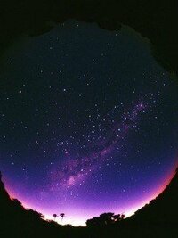 このような夜空の星の綺麗な画像がたくさんほしいのですが無料のサイト Yahoo 知恵袋